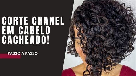 corte chanel cabelo cacheado passo a passo|Chanel de bico cacheado: 40 fotos do corte e como .